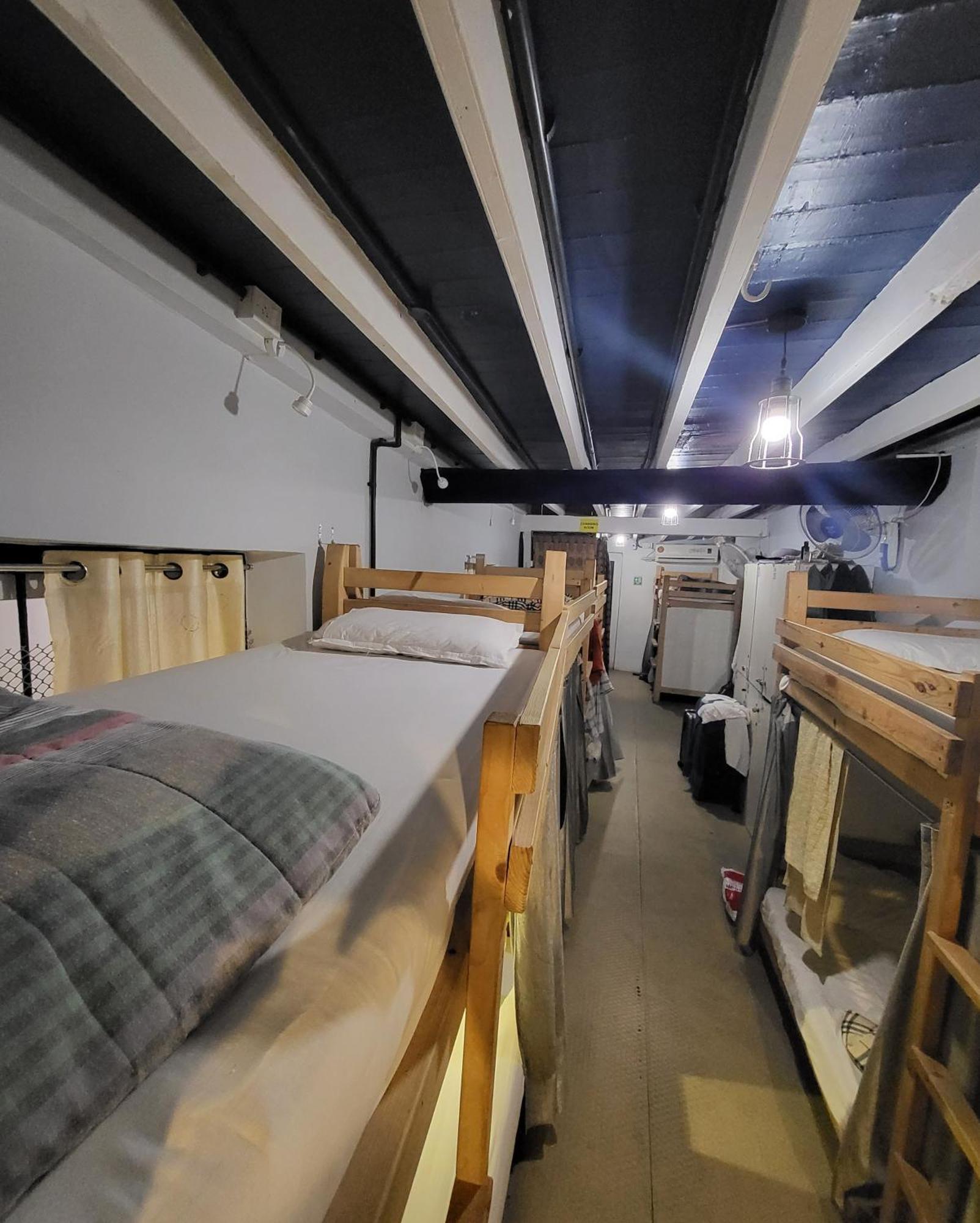 Namastey Mumbai Backpackers Hostel Exterior photo